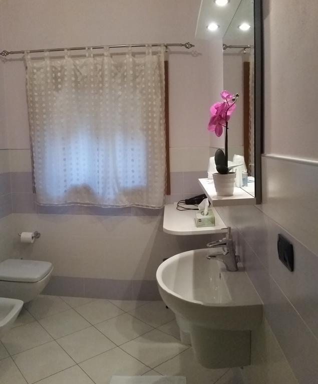 Aparthotel La Marina Pontida